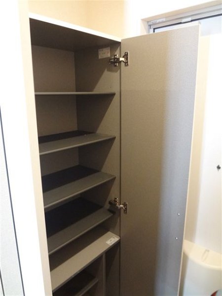 ＣＡＰＥ　ＫＡＮＥＫＯ　Ｂ棟  玄関