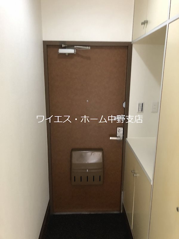 東中野ヒルズ 玄関