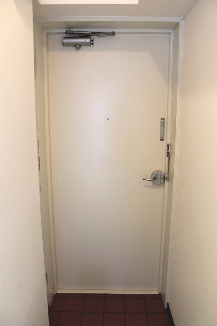 初穂マンション東中野 玄関