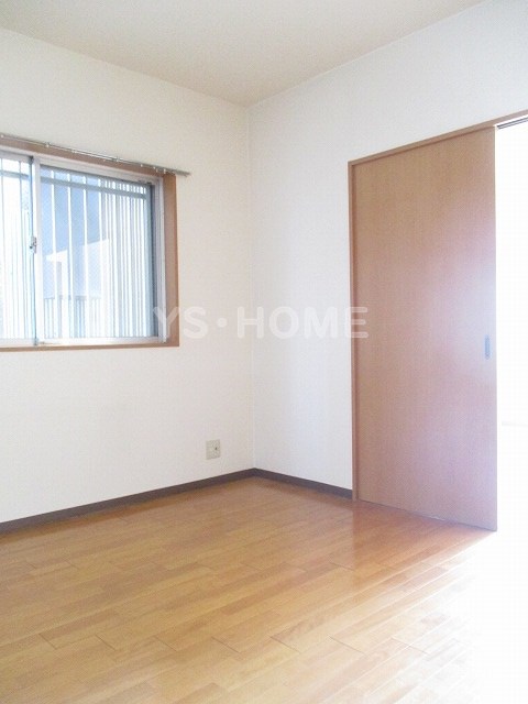 ＯＣＴＯＦＯＬＩＡ（オクトフォリア）  リビング