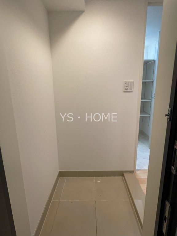 グランプレオ武蔵野　　 玄関