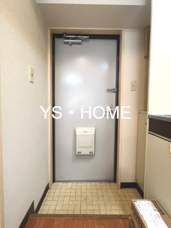 グローリア初穂武蔵境 玄関