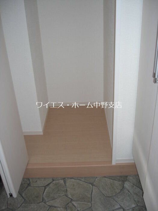 ジャスミン.H.I その他7
