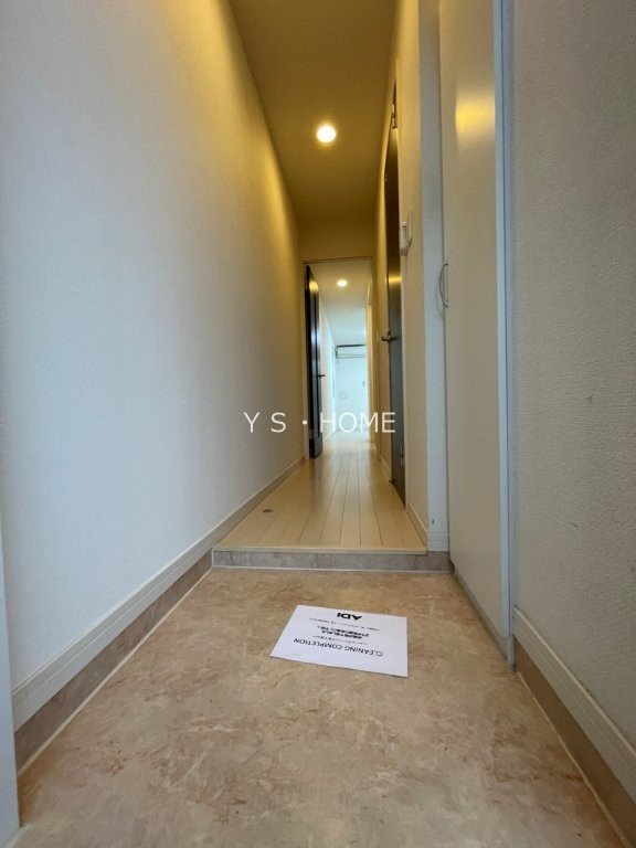 リブリ・Tメゾン 玄関