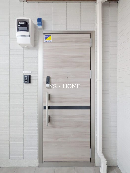 セレスティア中野 玄関