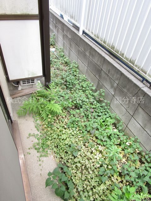 イル・ニード ベランダ