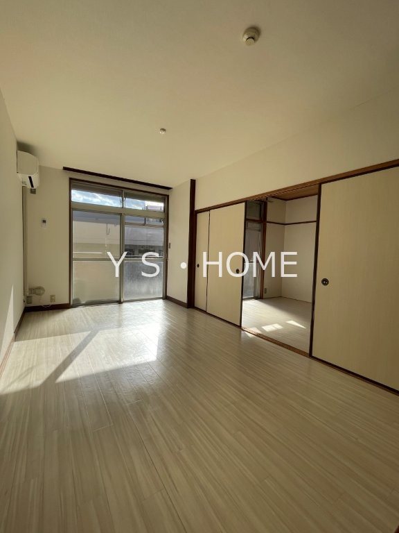 アメニティコウヤマ第２ガーデン リビング