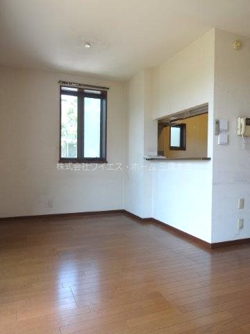 シャトレー武蔵野弐番館      リビング