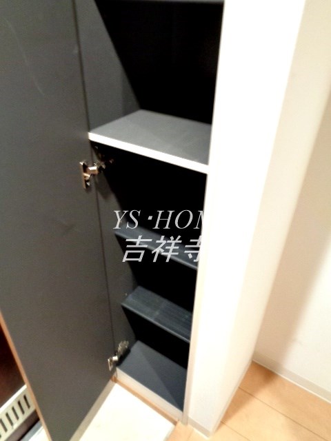 メゾンアムール  玄関