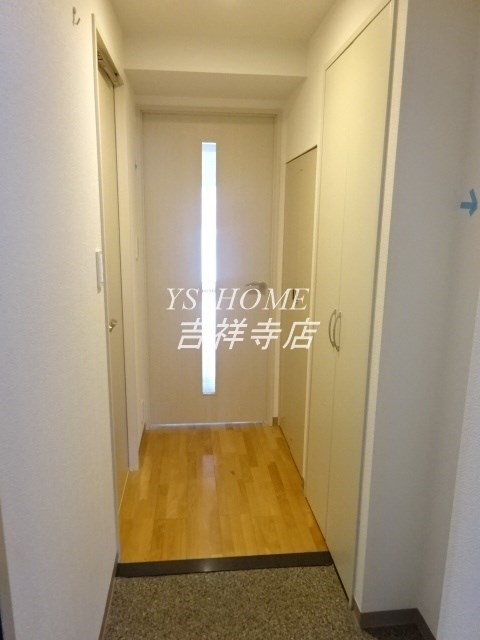 プライムアーバン西荻窪Ⅱ 玄関