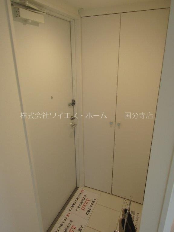 オークラビル 玄関