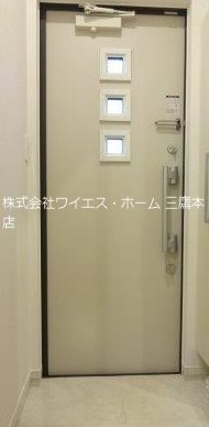 ドムス三鷹 玄関