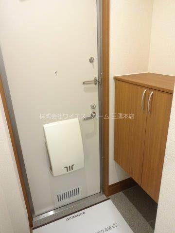 ソレイユ東野 玄関