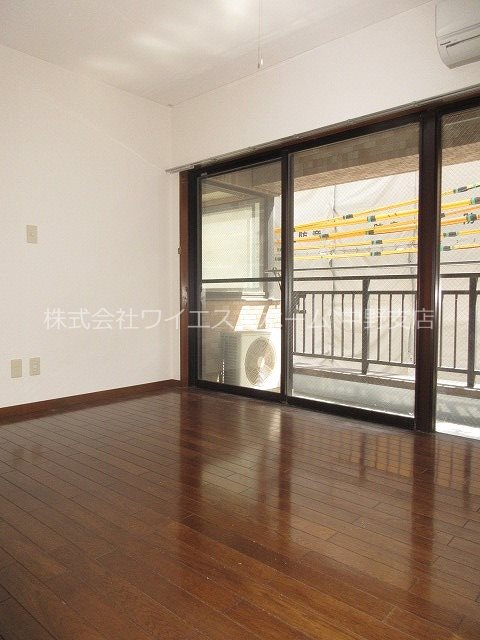 DRホームズ中野  ベッドルーム