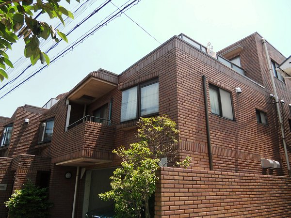 シュロス中野 外観