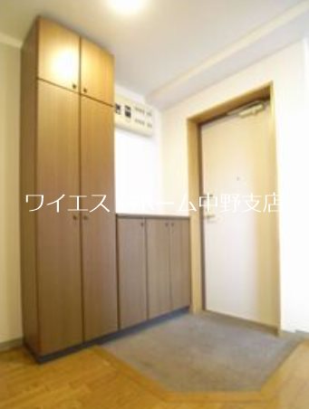 ベルぺサージュ 玄関