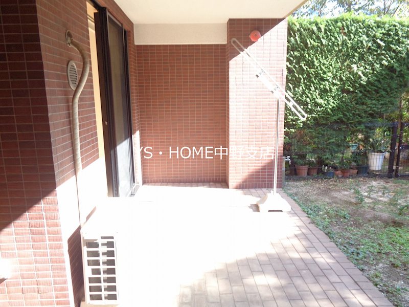 ファミールスクエア中野坂上 ベランダ