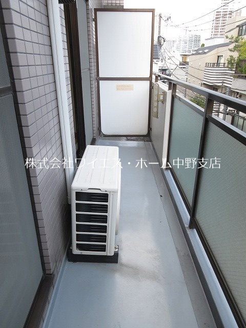 アーバンコート北新宿   ベランダ