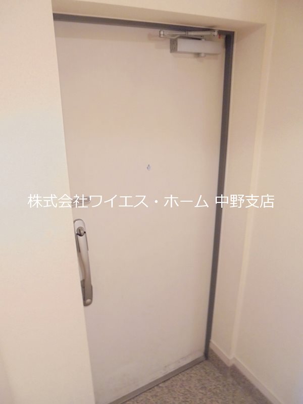 ステージファースト新中野 玄関
