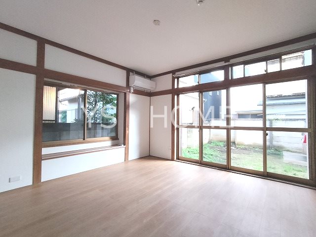 三鷹市上連雀5-8戸建  リビング