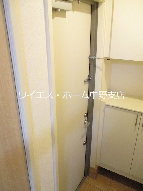 デザインメゾン中井  玄関