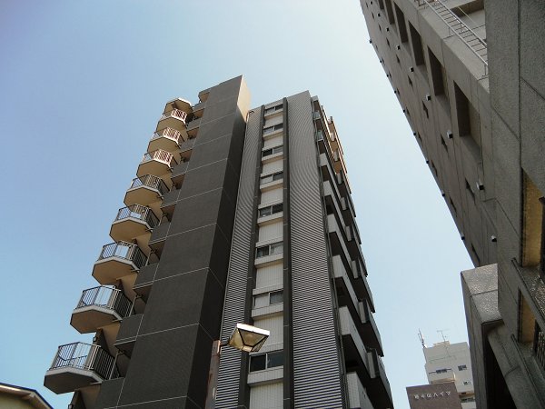 ラグジュアリーアパートメント中野坂上 外観
