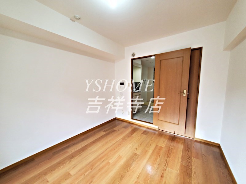 ウィングウエスト ベッドルーム