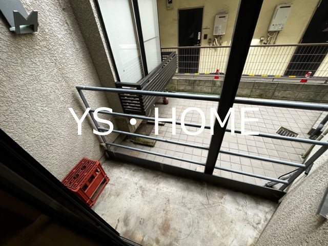 Tハウス ベランダ