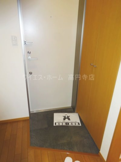 ボヌール高円寺  玄関