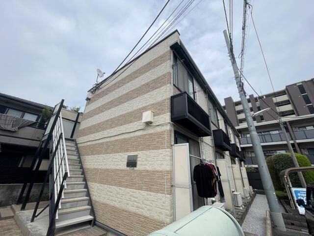 Condoleeza 外観