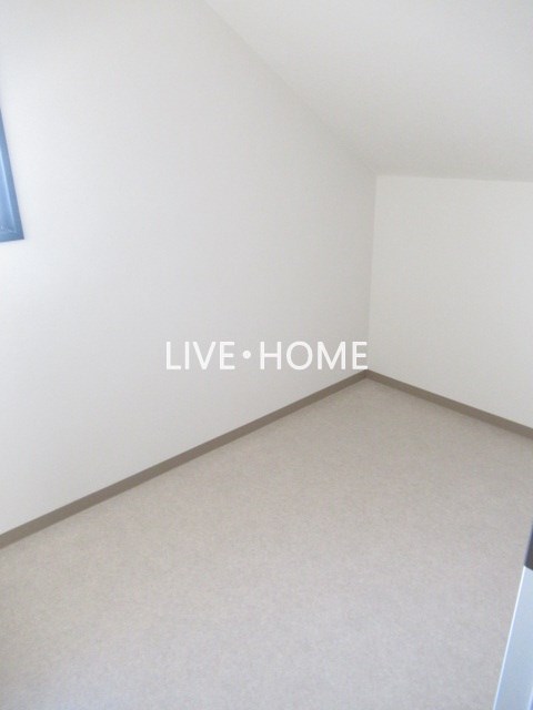 その他33