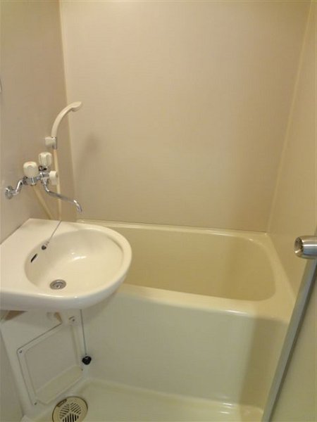 コア・イースト 風呂画像