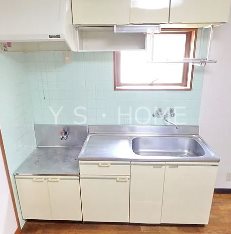 テラスハウスヌクイ キッチン