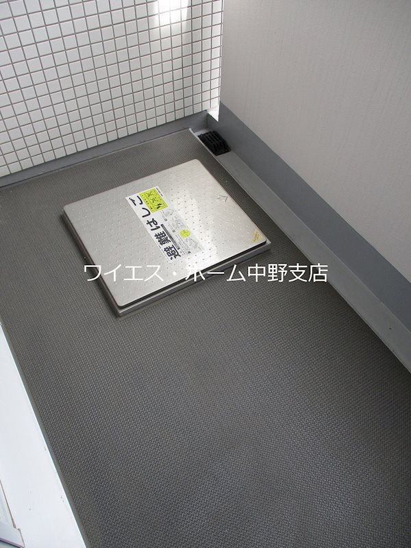 コンフォリア中野  ベランダ