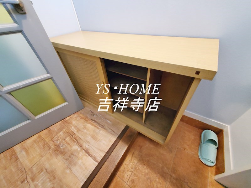 三鷹コート 玄関