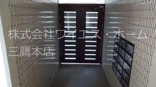 三鷹コート 玄関
