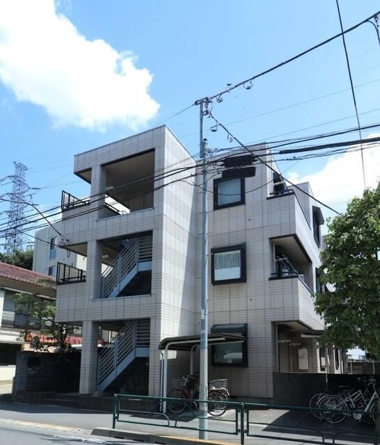 クラーレm.s. 外観