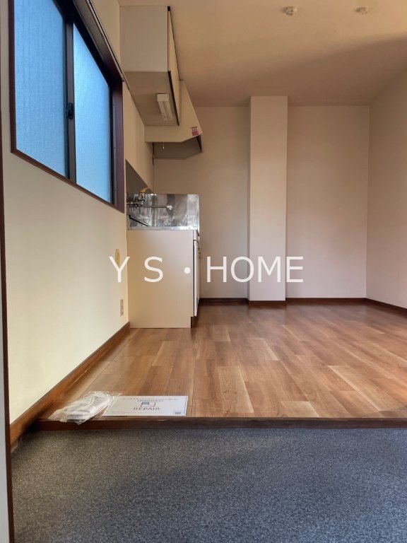 ヘリオス天神町レジデンス 玄関