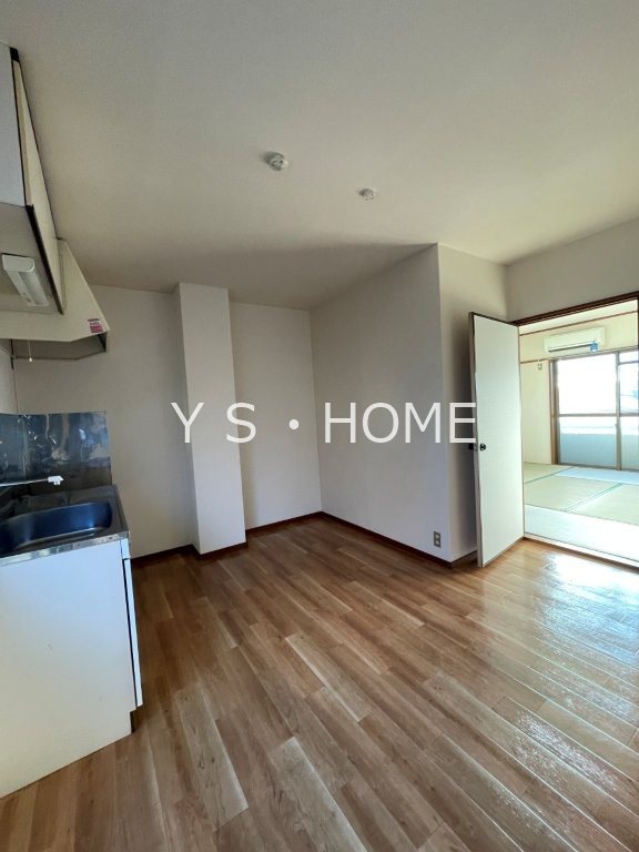 ヘリオス天神町レジデンス リビング