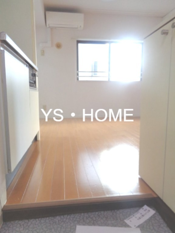 パールビル 玄関