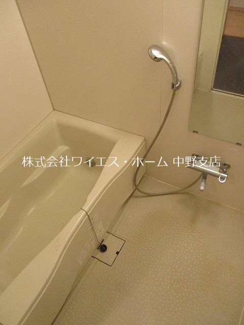 エスティメゾン中野富士見町 風呂画像