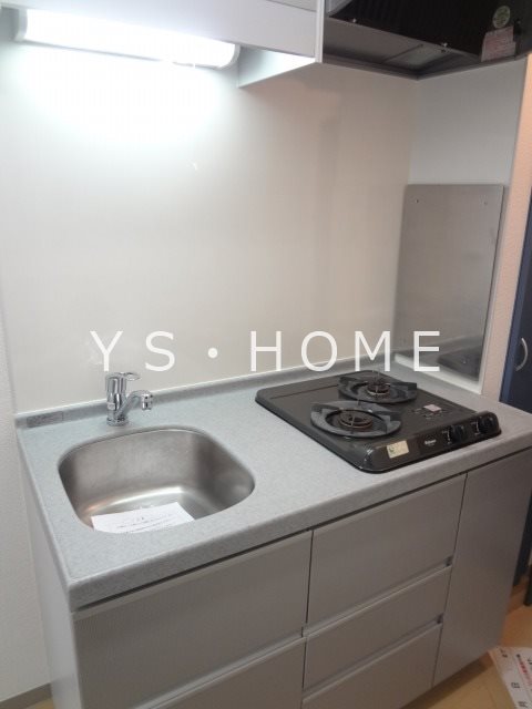 レ・フレールⅡ  キッチン