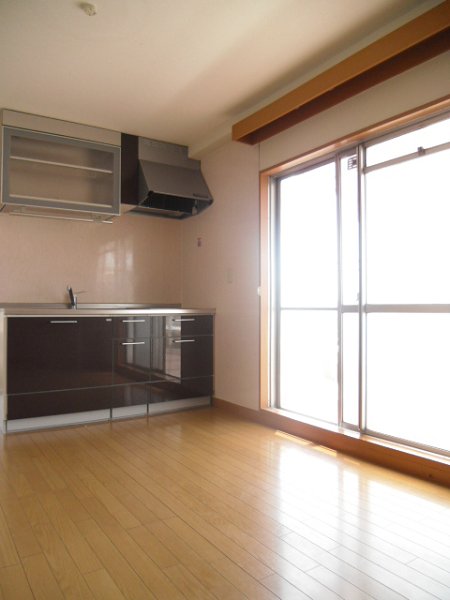 カールトンコート リビング