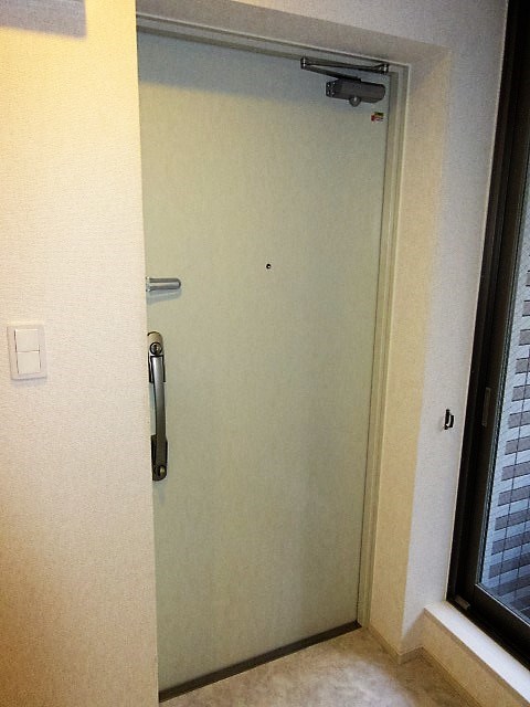 モン・ペルデュ 玄関