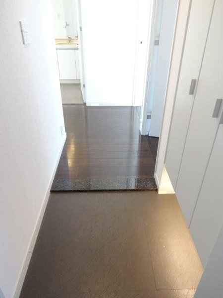 フィオレンテ小金井　 玄関