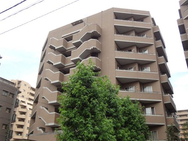 ガーデンズ国立 外観