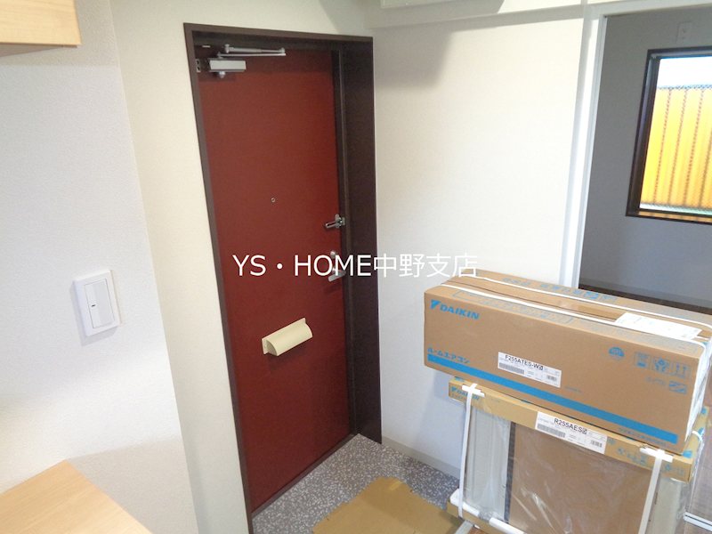 アーバンハイム川本 玄関