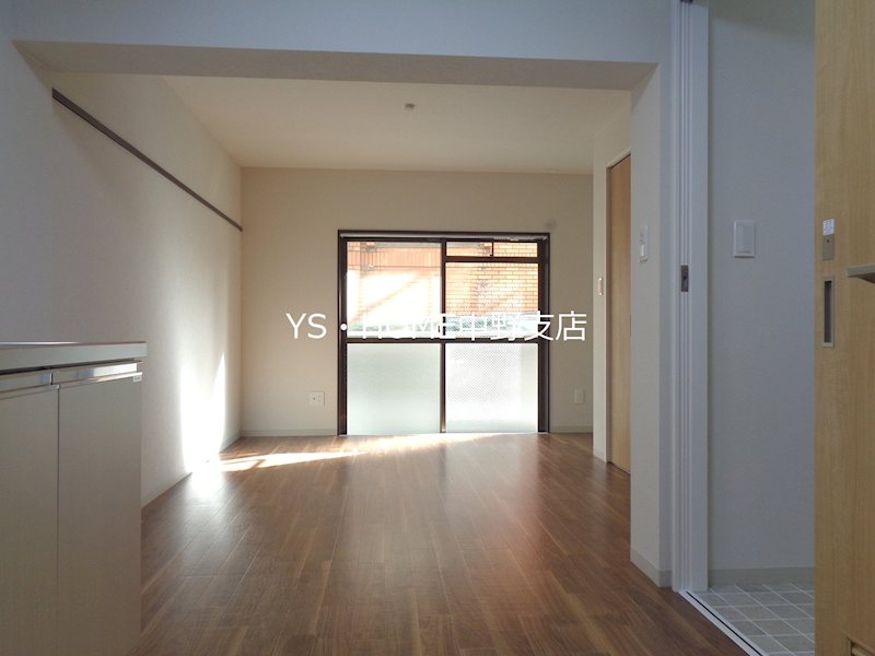 アーバンハイム川本 リビング