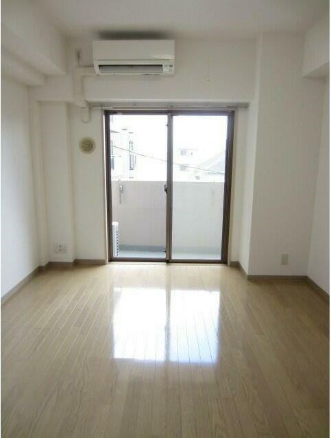 ミリオンステージ吉祥寺 リビング