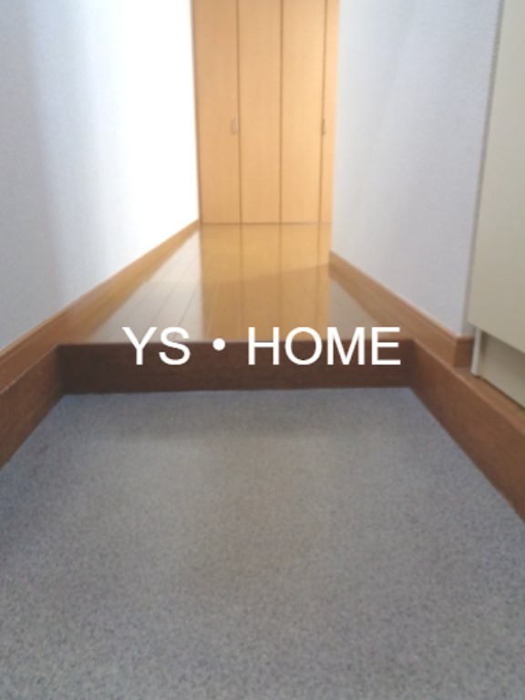 ヤマトビル 玄関